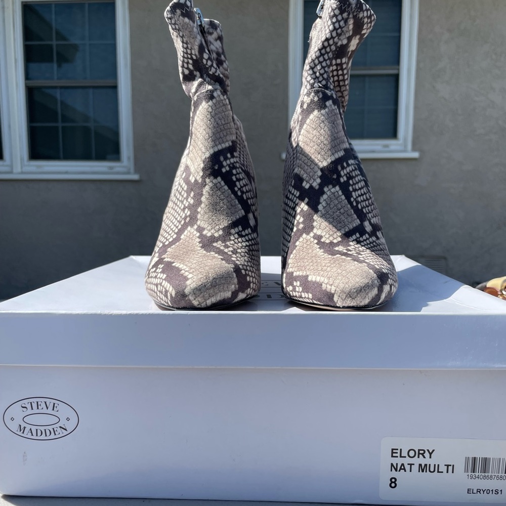 Steve Madden Boots
